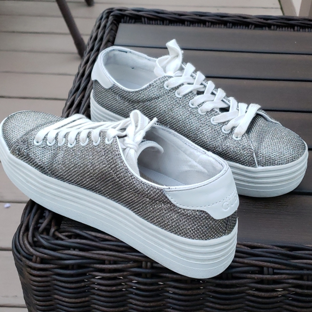 Guess gold glitter fashion sneakers